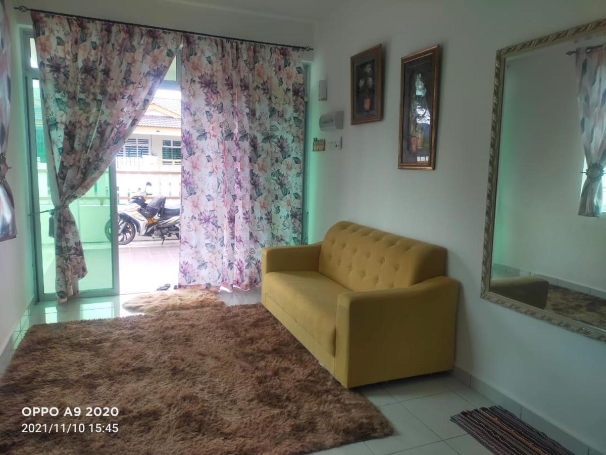 Homestay De'69 جيترا المظهر الخارجي الصورة