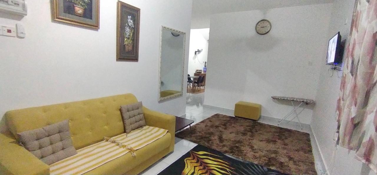 Homestay De'69 جيترا المظهر الخارجي الصورة